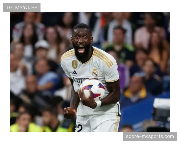 安东尼奥·吕迪格对抗哈兰德：强硬防守对决