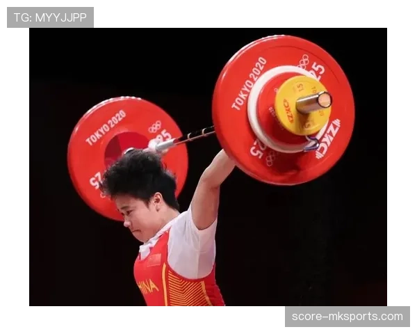 侯志慧真是说让人想不到，训练场上铁人，下了场却能这么宠孩子？